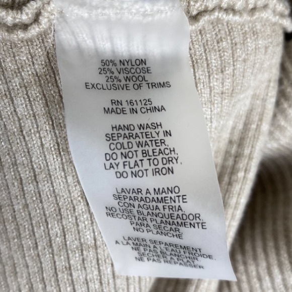 🌺 3/$25 🌺 Vila Milano | Beige Rhinestone 3/4 Sleeve Ribbed Sweater | Womens Sz M - Picture 9 of 9